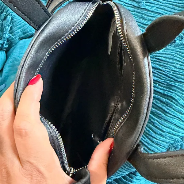 Elegant Black Crossbody‎ Bag - Image 5