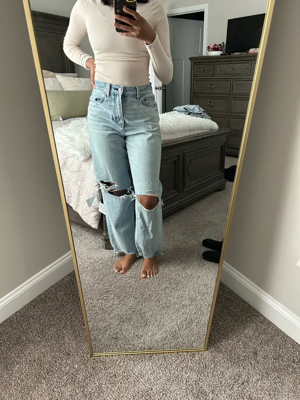 American Eagle Jeans - Image 2