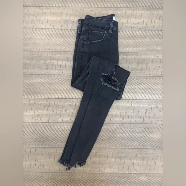 Abercrombie & Fitch Black Distressed Skinny Jeans - Image 3