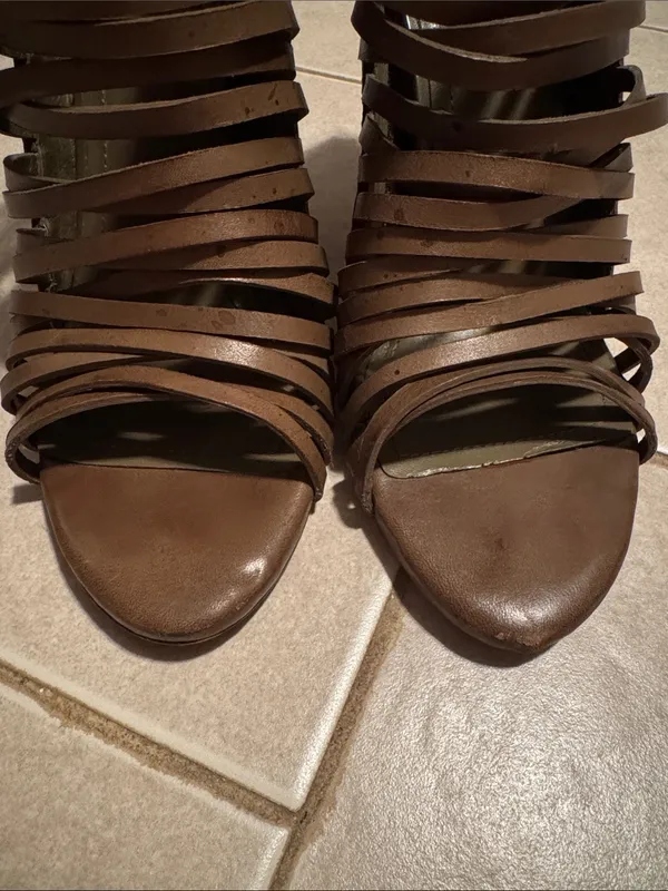 Vince Camuto Strappy Wedge Sandals - Image 7