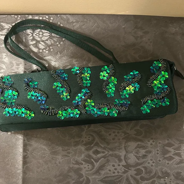 Savanna Green Sequin formal Clutch - Image 2