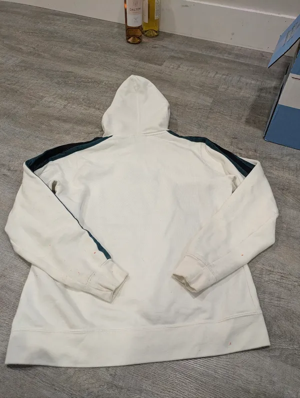 NFL Philadelphia Eagles Hoodie Size Medium - Image 2