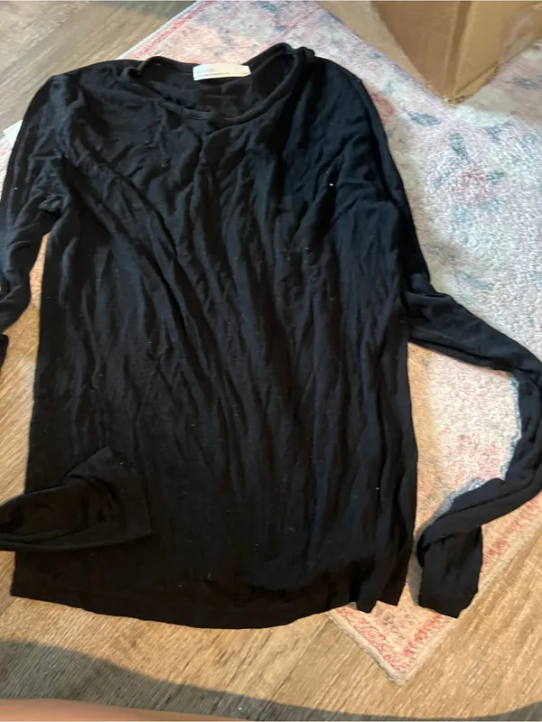 Oak + fort Classic Black Long-Sleeve Women's Top - Image 2