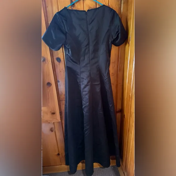 Elegant Black Evening Dress‎ Stage accents Dress size 10 - Image 2