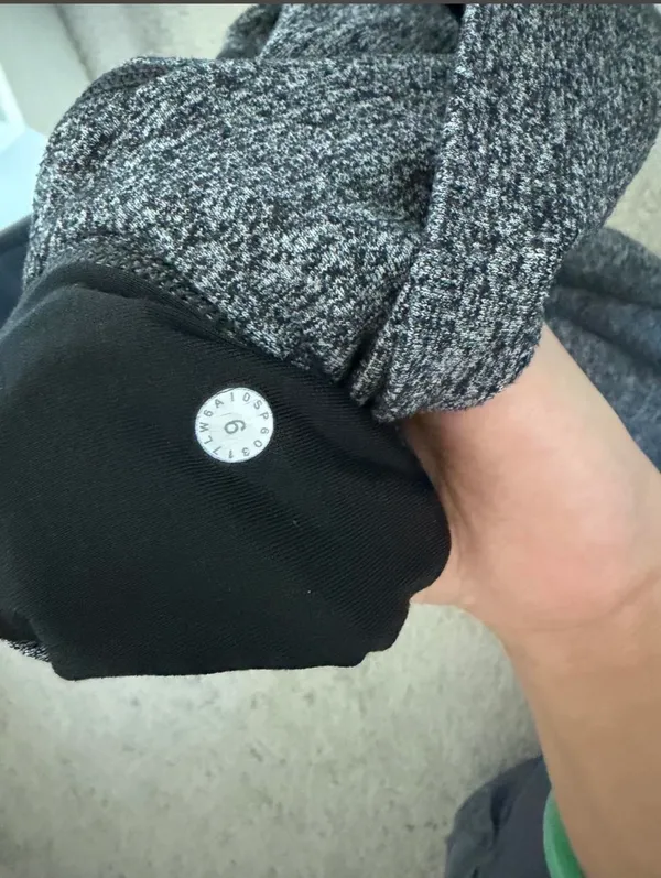 Lululemon Leggings 28" Align - Image 3
