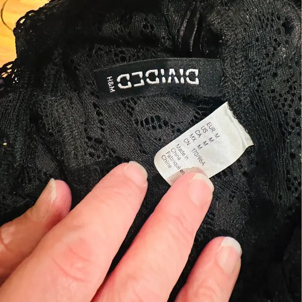 Set 2 Divided Shirts Sz M Black Lace Crochet Sweater Shirt H&M HM Top - Image 11