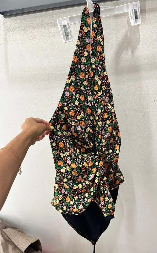 Ganni Floral Multi Color halter neck Bodysuit Top/size - Image 3