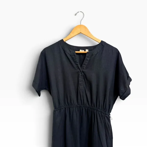 Gap Minimalist Coastal Linen Blend Dress Black size 4 - Image 3
