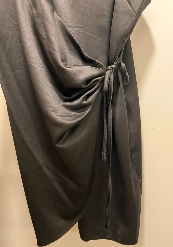 Topshop LIKE NEW BLACK WRAP DRESS SIZE 12 - Image 6