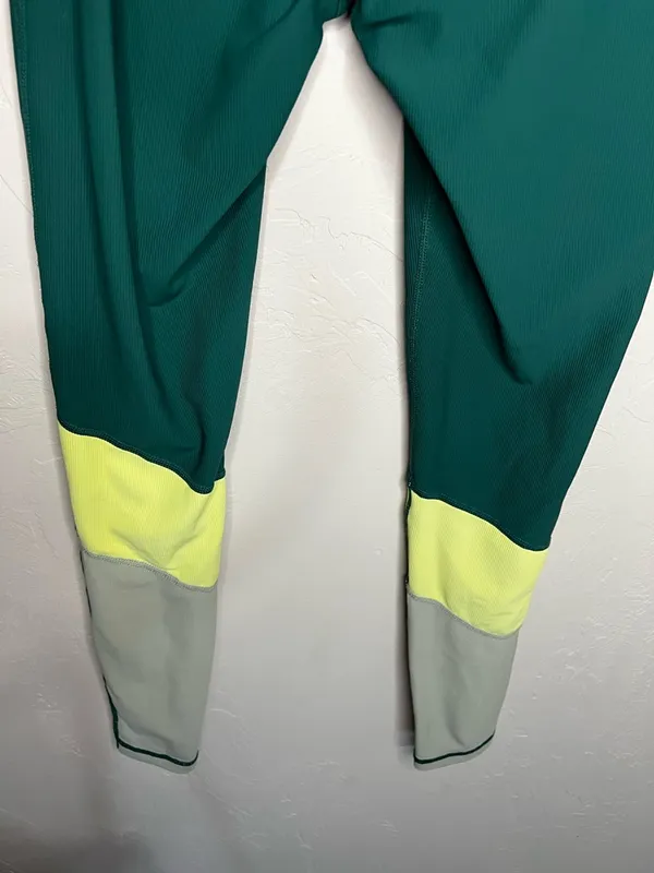 Wilo The Label Green Colorblock Ribbed Performance Leggings‎ - Image 7