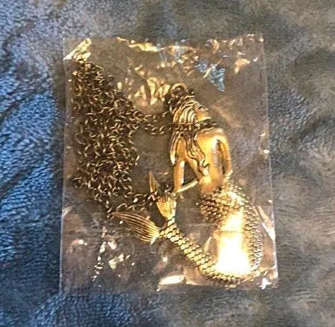 Gold Mermaid Necklace - Image 2