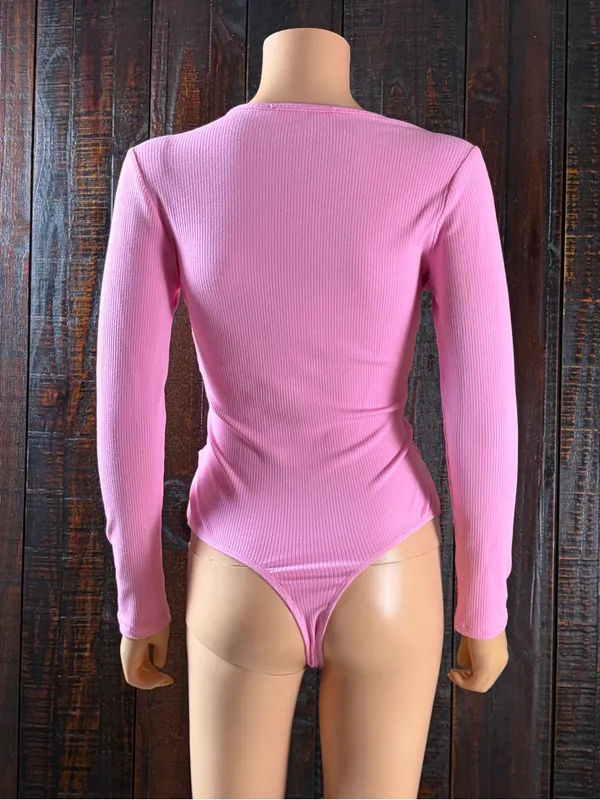 ASTR Long Sleeve Pink Twist Front Cutout Bodysuit - Image 10