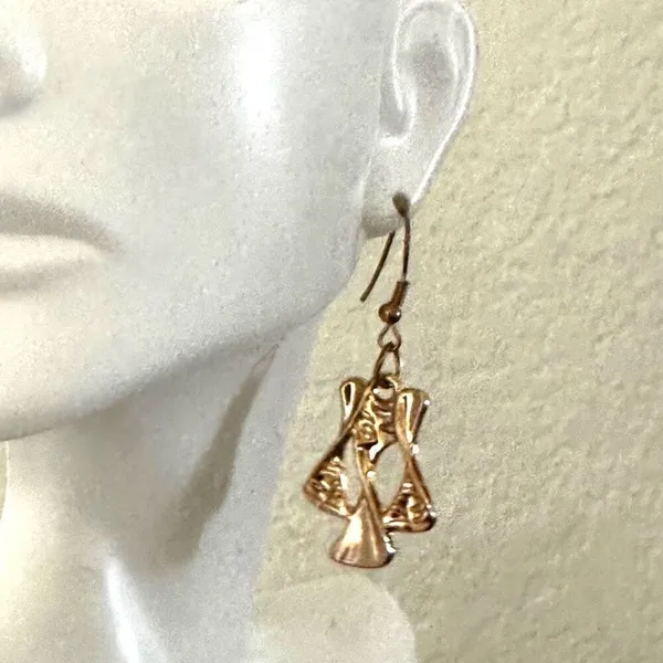 Gold tone drop earrings - Image 3