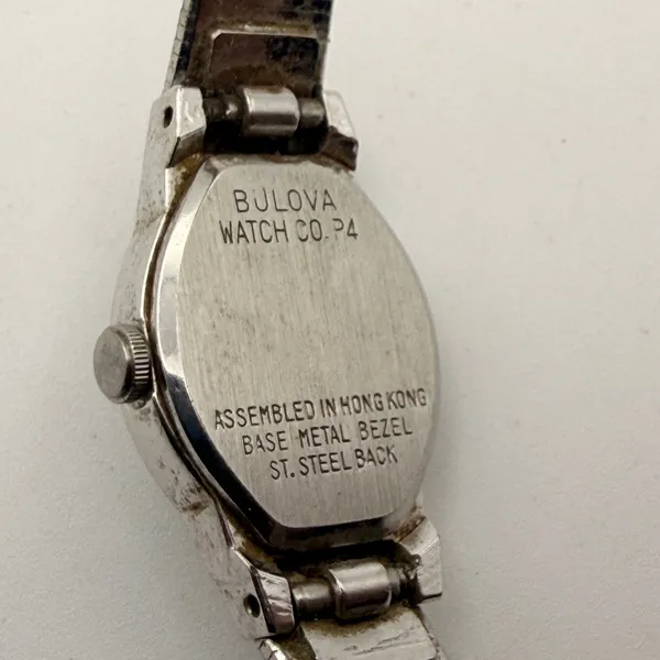 Vintage Bulova Ladies' Quartz Watch - 1984 Classic Working New Battery - Image 4
