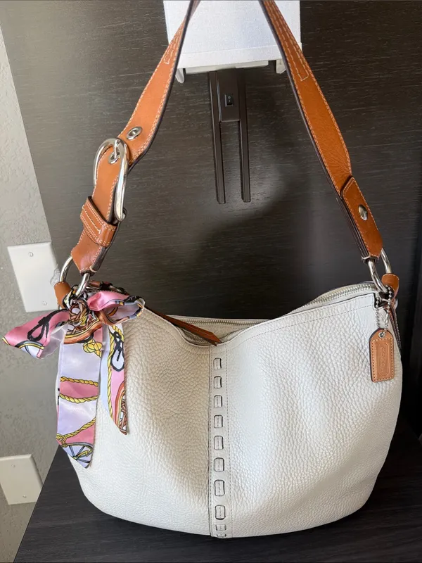 Coach Leather Hobo Bag with Tan Strap and White Body - Image 2