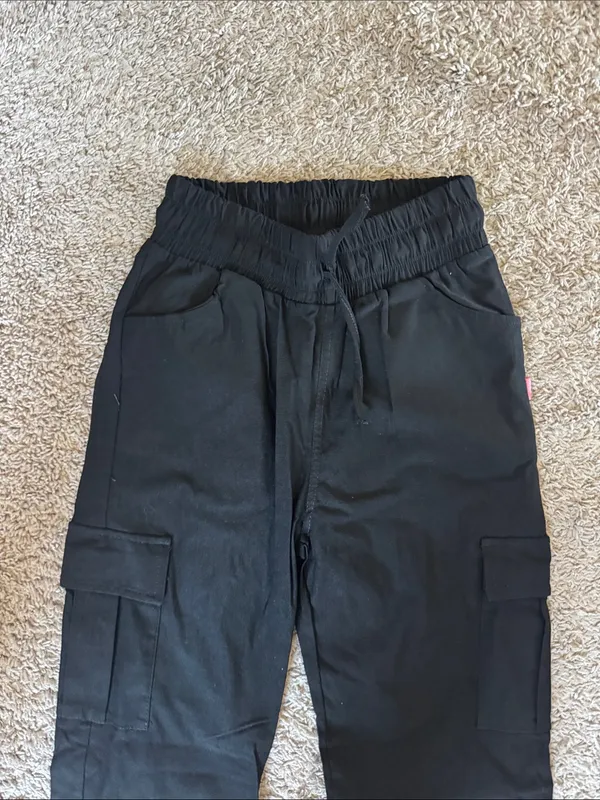 Women's Black Cargo Joggers with Drawstring Waist / C13 Size M - Image 2