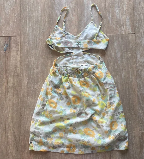 PacSun O’Neill pastel cut out open back mini dress XS NEW - Image 3