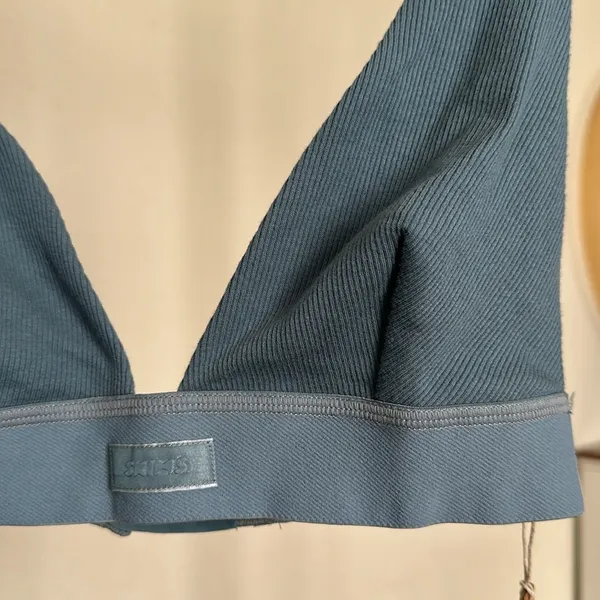 Skims Cotton Rib Plunge Bralette Kyanite Bralette size‎ M NWT - Image 4