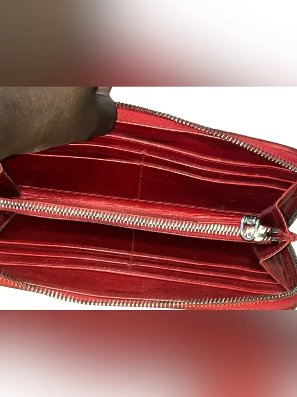 Miu Miu Matelassé Leather Wallet Red Quilted Zip Logo Hardware SOLD AS IS - Image 5