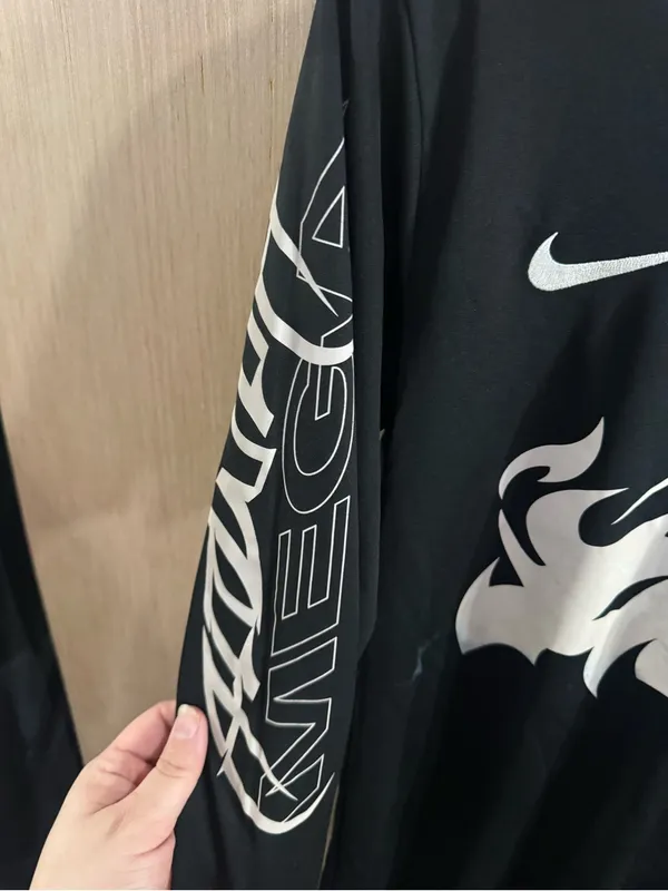 Nike ‘Gurls Talk’ MAD LOVE ‘3’ Adwoa Aboah Xx Football Top 725884-010 Medium - Image 3