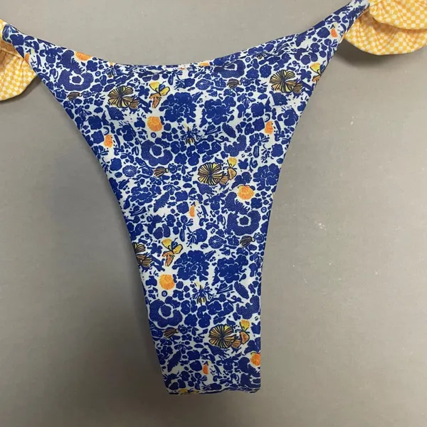 Strawberry Milk Mob Bikini Bottoms NWT Floral‎ Cora Ruffle Blue Yellow Sz Medium - Image 5