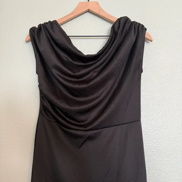black floor length formal dress gown size medium - Image 2