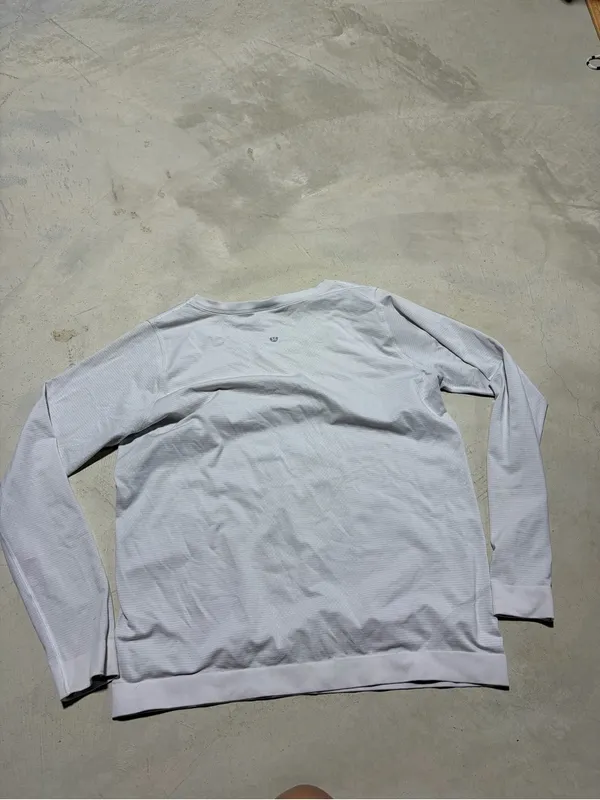 Lululemon white Long Sleeve Top - Image 8