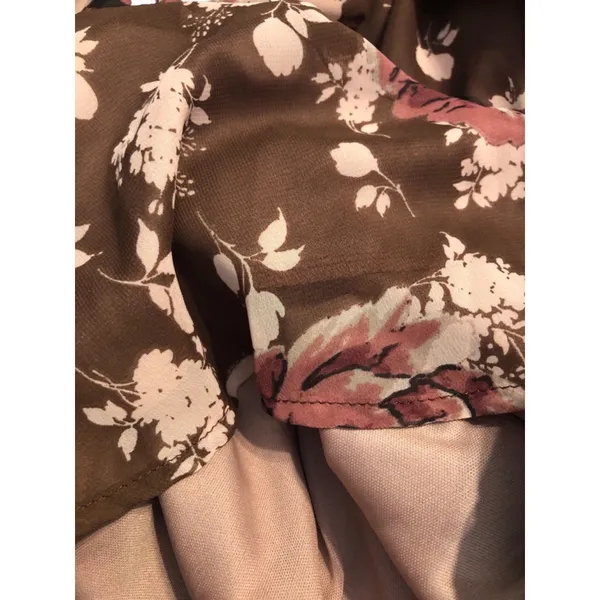 Charlotte Russe Cut-Out Back Dress Size L Brown Floral - Image 6