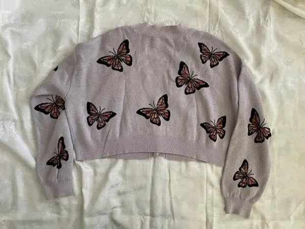 Arizona Jean Co Cardigan Women’s XS Lavender Cropped Sweater Butterfly - Image 2