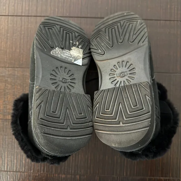 UGG Quincy Boots Black Suede Sheepskin Lined Combat Winter Ankle Women Sz 9.5 - Image 10