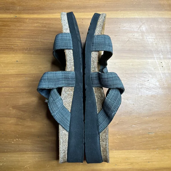 Naot‎ Women's Naomi Gray Tan Black Slip On Criss Cross Wedge Sandal Size 41 - Image 3