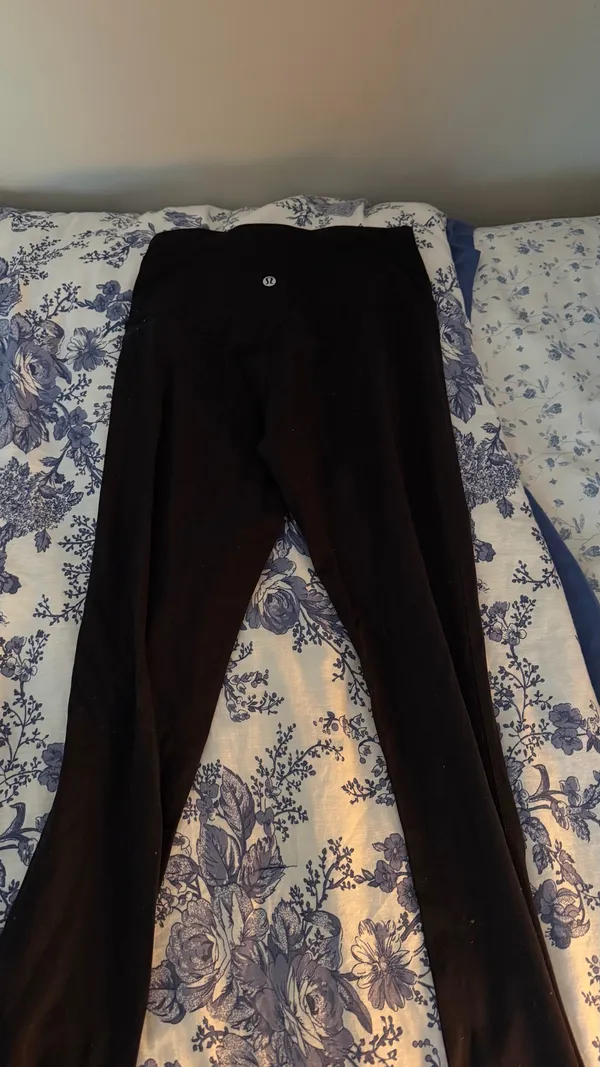 Lululemon Flare Leggings Black - Image 2
