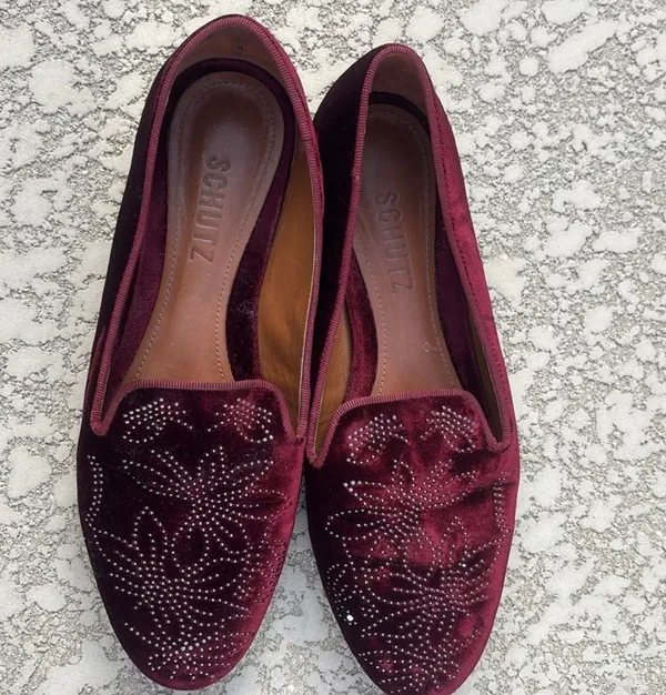 Schutz Burgundy Velvet Loafers Size 6 B Studded Slip On Flats Preppy - Image 8