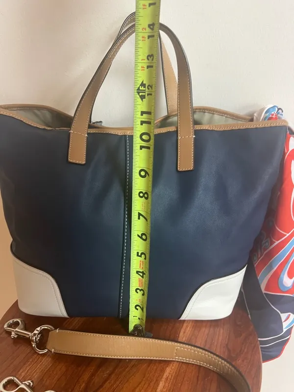 Coach Hadley Navy Tan Trim and White Accents added scarf for flair - Image 5