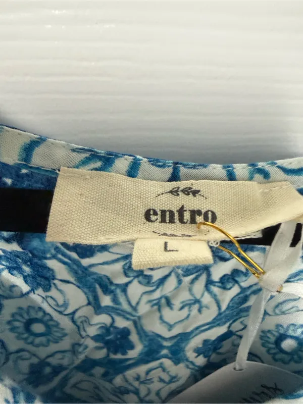 entro Blue and White Floral Tile Print Dress - Image 3