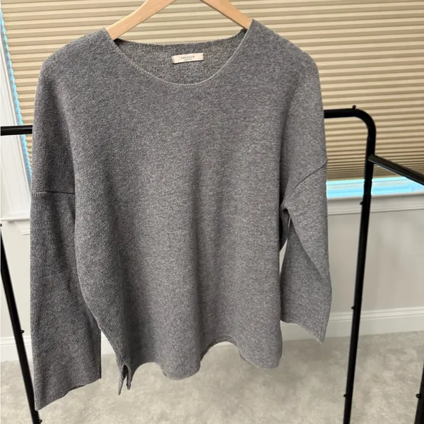 Able Heather Gray Knit Top - Image 3