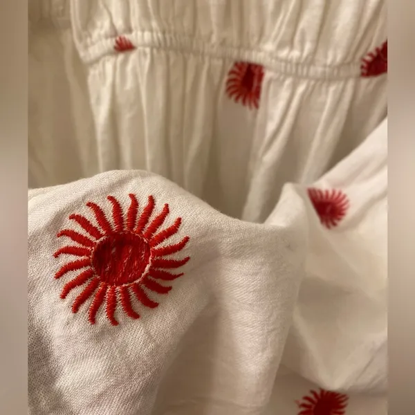 Free people White Dress with Red Floral Embroidery size XS oversized - Image 10