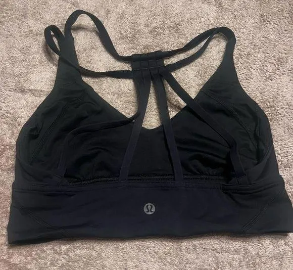 Lululemon sport bra size 6 - Image 2