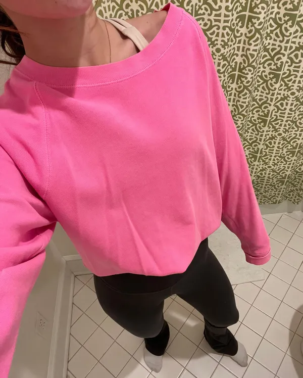 Gap Hot Pink Crewneck. - Image 2