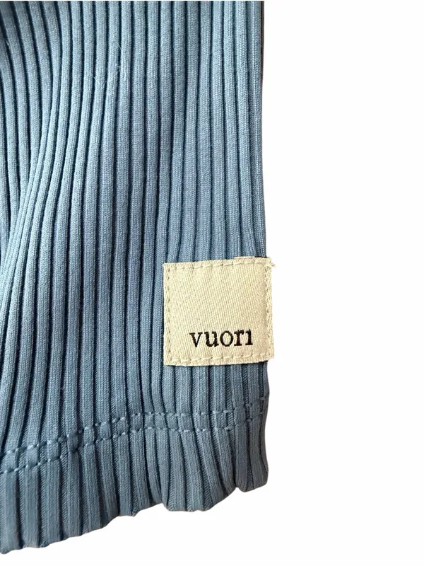 VUORI rib crop tank large pool blue - Image 5
