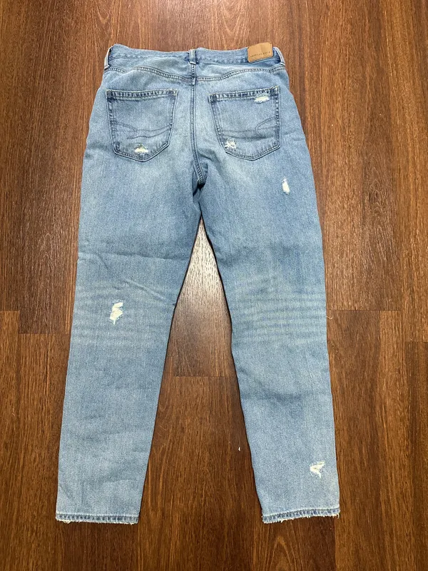 American Eagle Jeans - Image 3