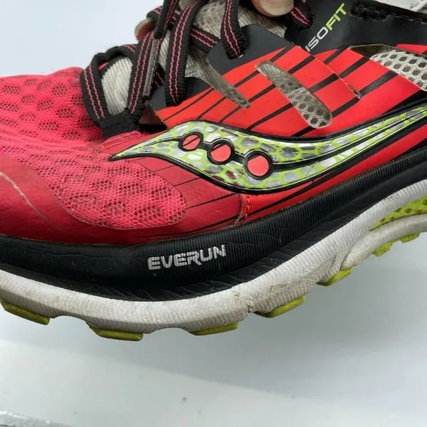 Saucony Triumph ISO 2 S10290-3 Pink Running Shoes Womens 8 Gorpcore - Image 4