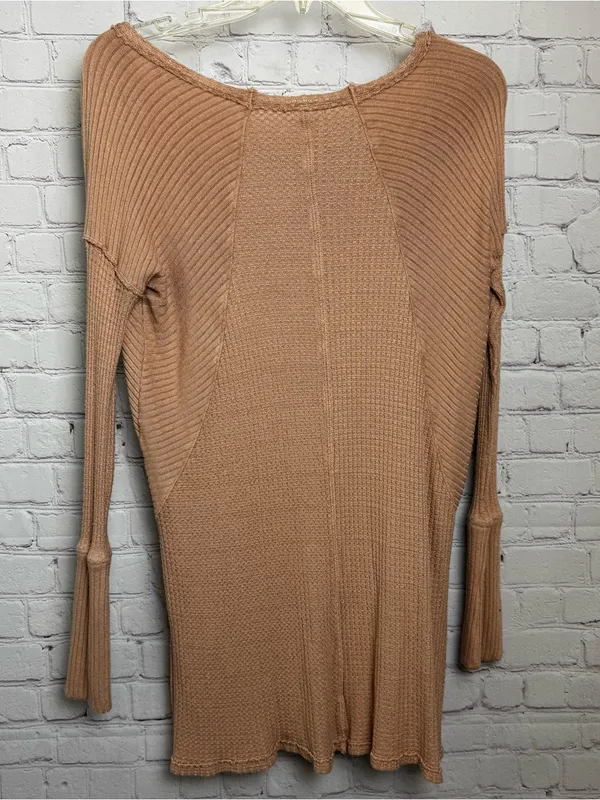 Urban Outfitters hi lo textured boho oversized top size XS muted pink festival - Image 4