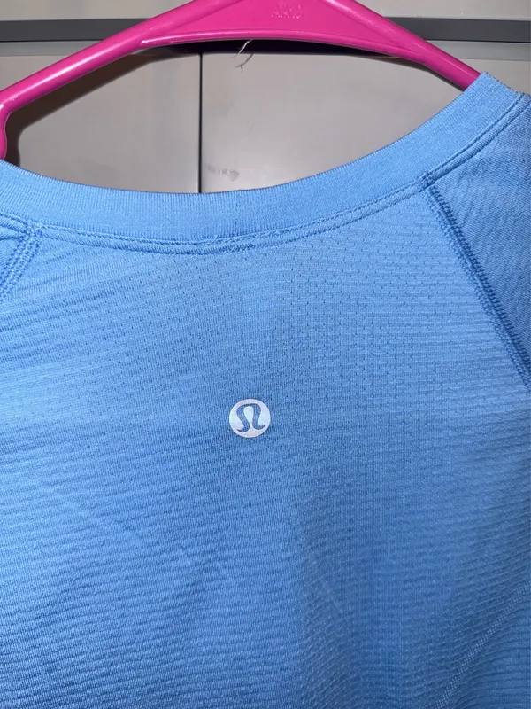 Lululemon Blue Long Sleeve Swiftly - Image 3