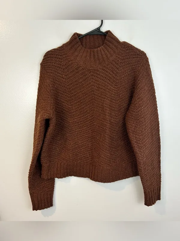 NWT Old Navy Wool Alpaca Blend Brown Chunky Knit Crop Mock Neck Sweater Large - Image 2