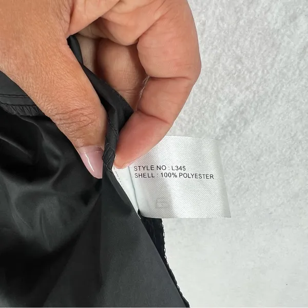 TYR Womens Alliance Windbreaker Black Wind & Water Resistant‎ Full Zip Jacket - Image 11