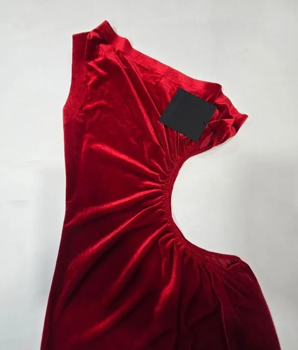 Norma Kamali One Shoulder Sunburst Gown in Tango - Image 10
