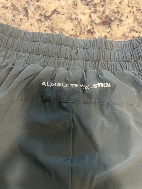 Alphalete Shorts Women’s - Image 3