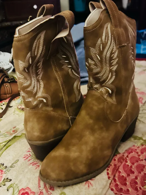 Women's Tan Western Embroidered Ankle Boots - Image 3