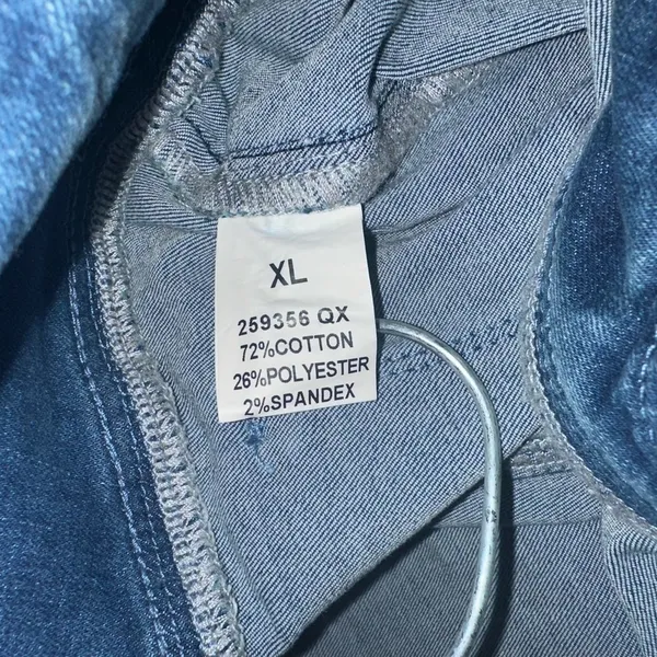 Flamingals High-rise pull-on jeans in a medium blue wash with a raw hem - Image 3